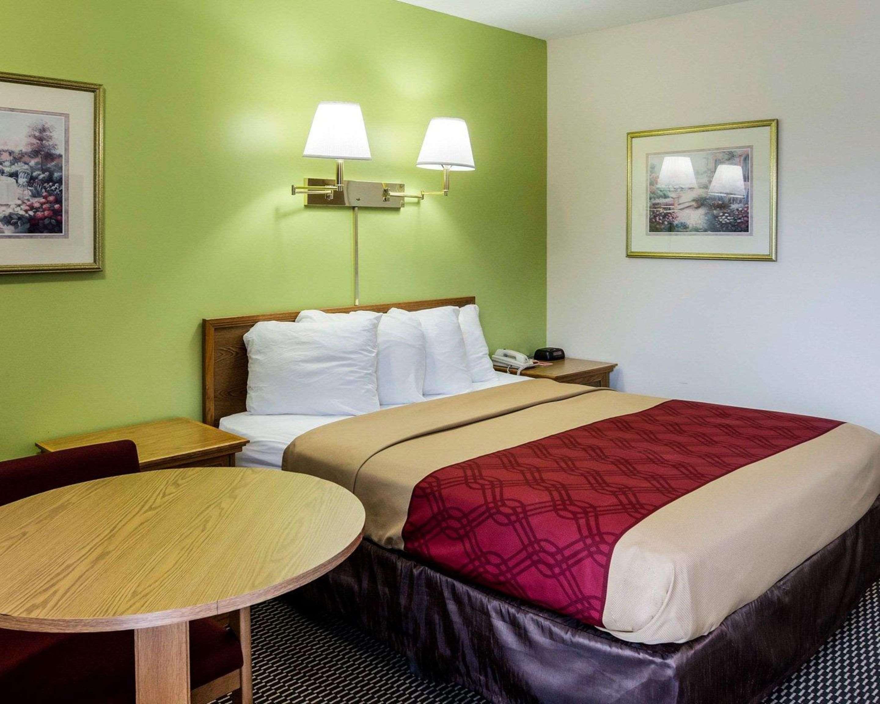 Econo Lodge University Lawrence Ngoại thất bức ảnh