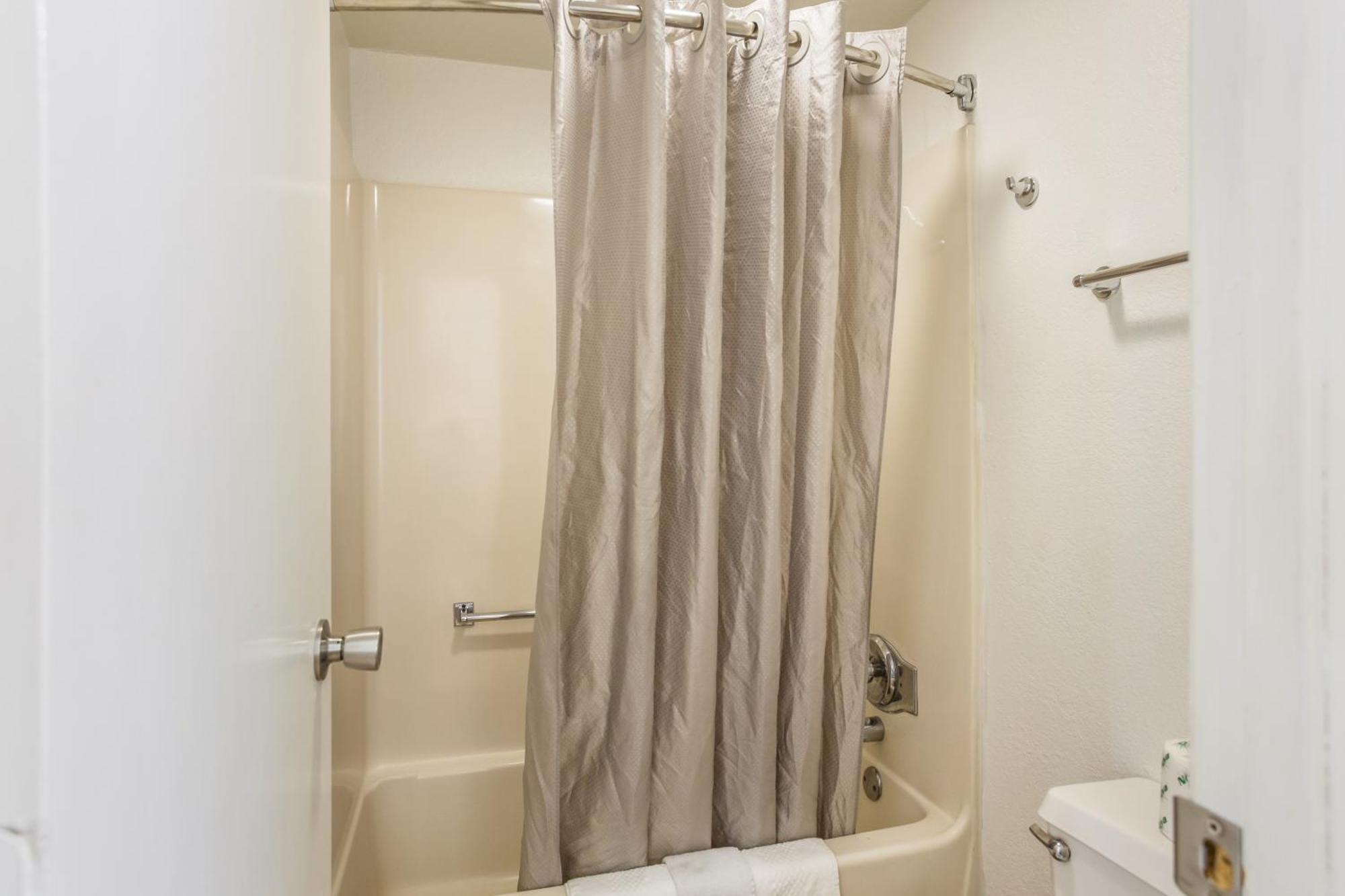 Econo Lodge University Lawrence Ngoại thất bức ảnh